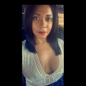 Meet your Posher, Courtney